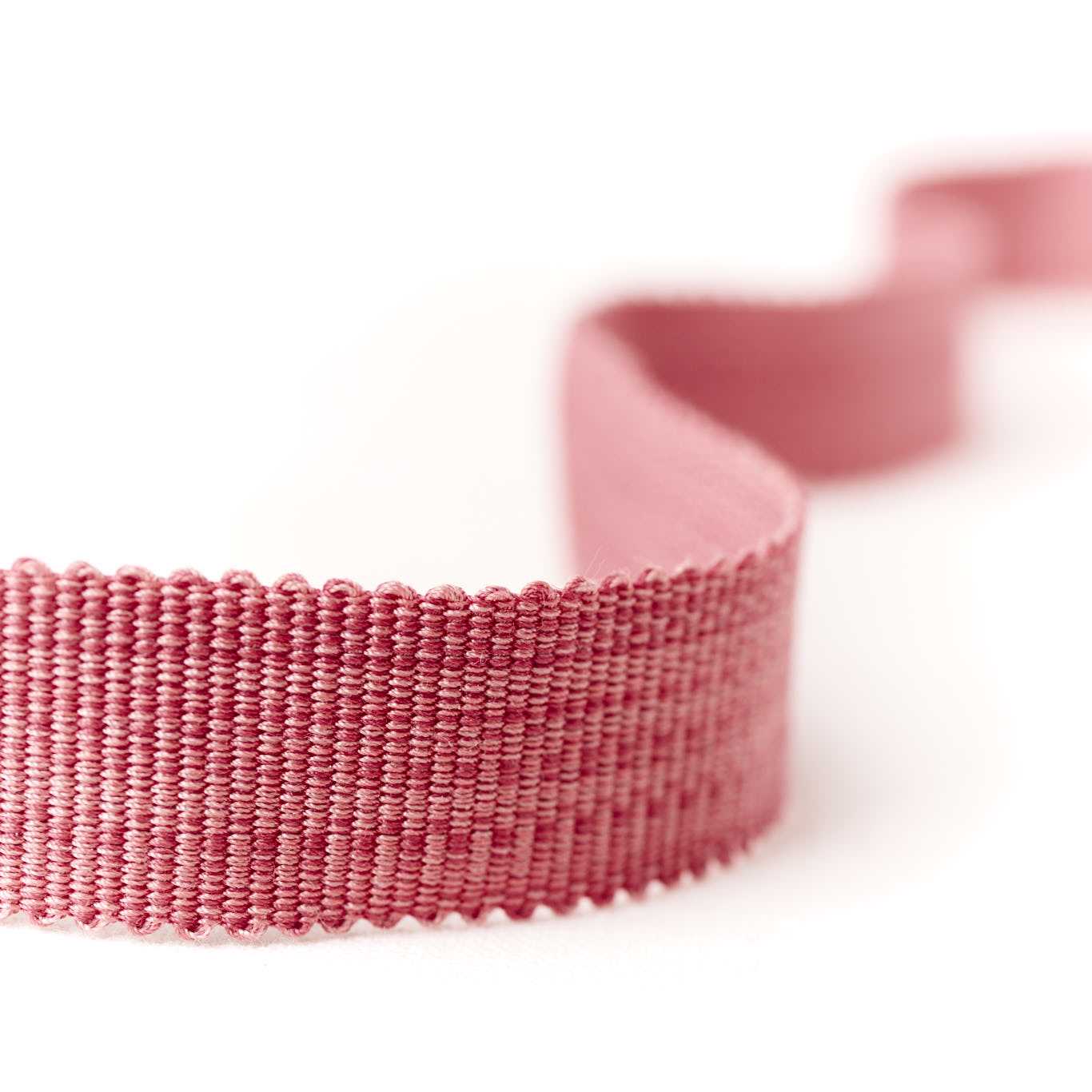 Kirklington Strie Braid Rose