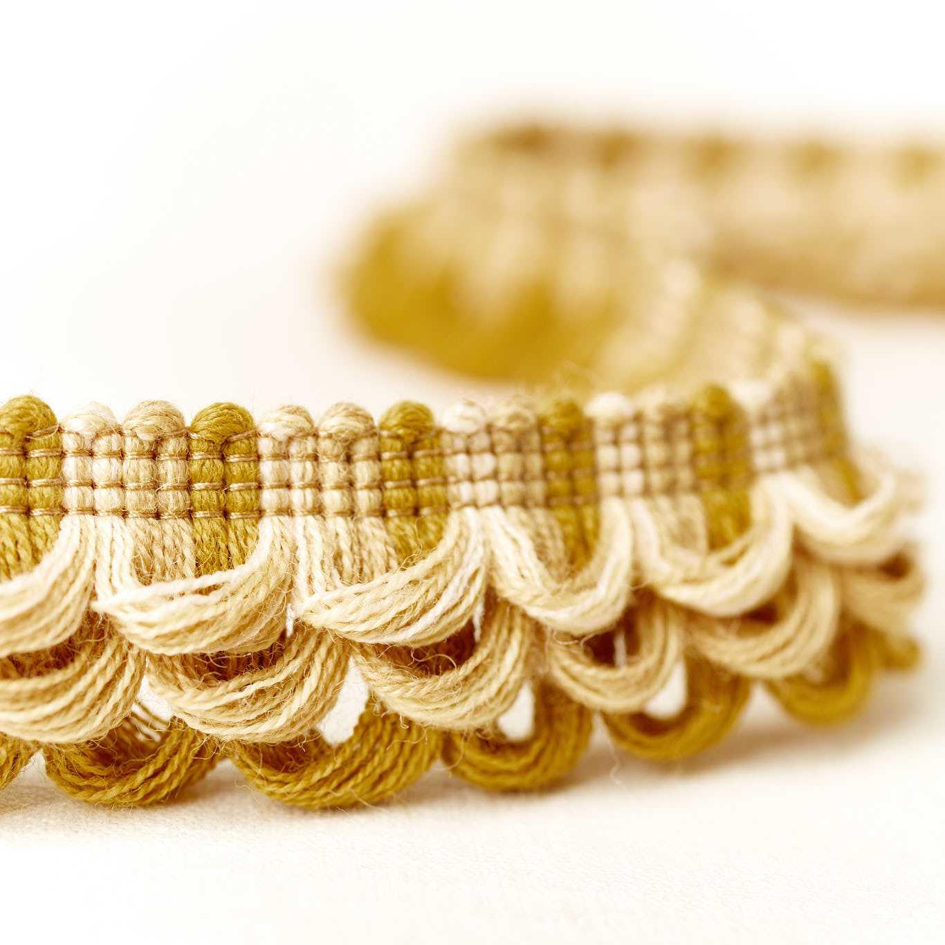 Nunwick Triple Loop Mustard
